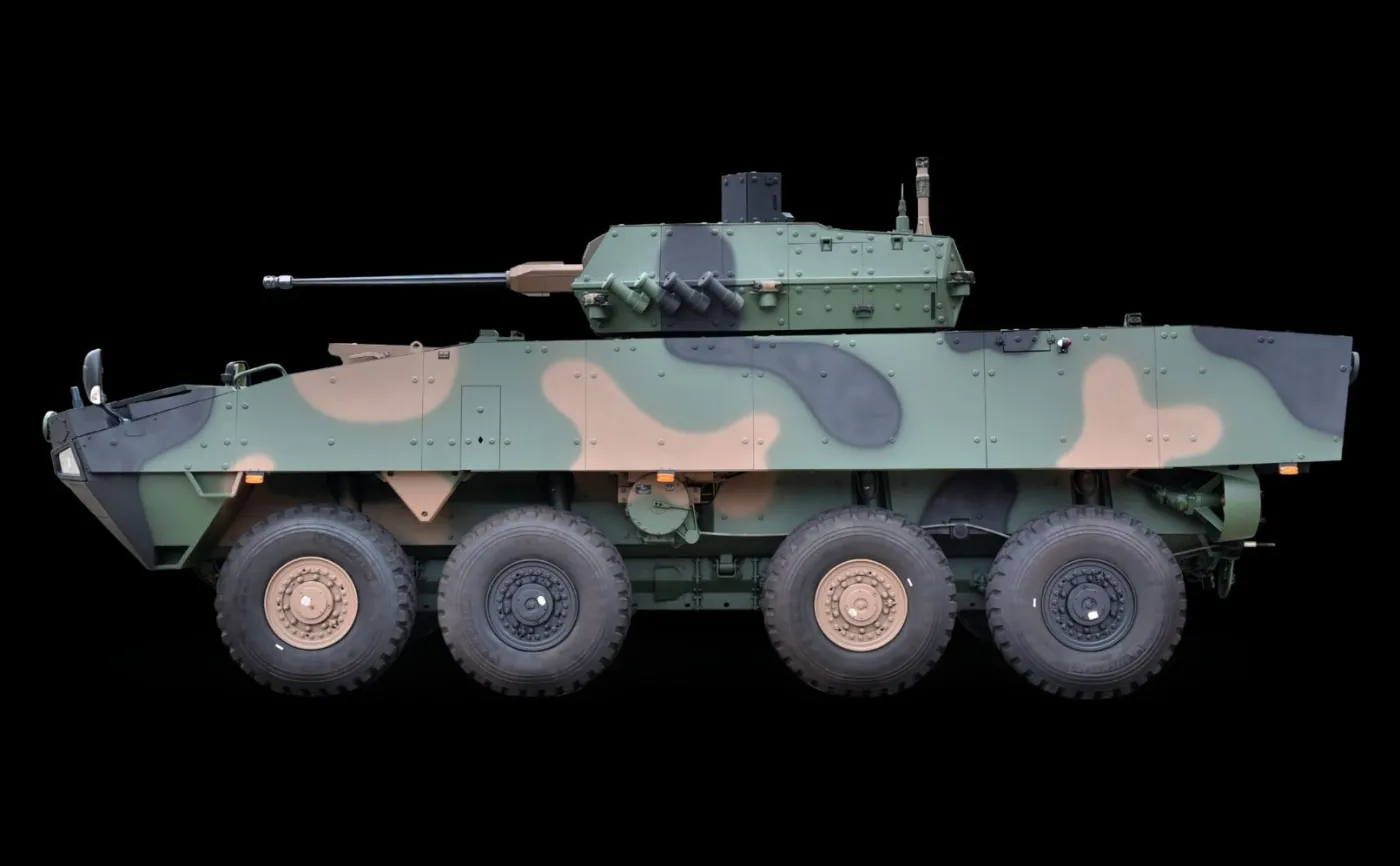 Nowy Rosomak-Long z wieżą ZSSW-30 polskiej konstrukcji