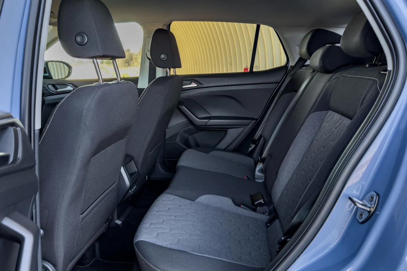volkswagen-tcross-38438818.jpg