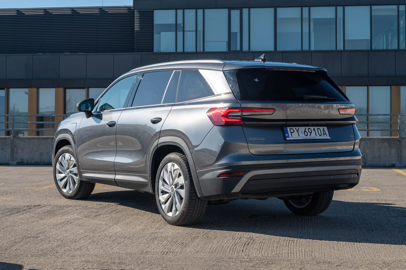 skoda-kodiaq-phev-38458992.jpg