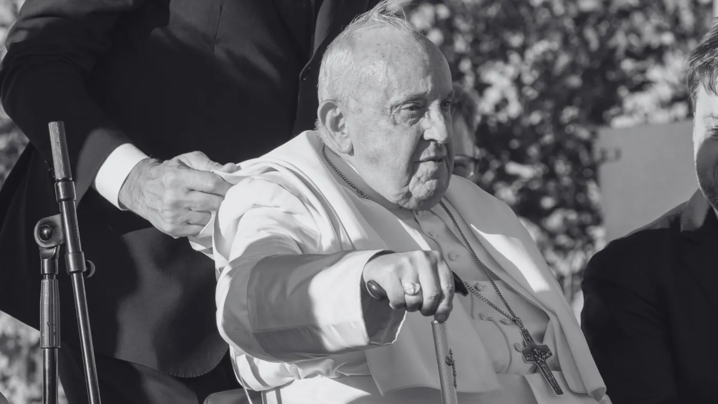 Franciszek nie trafił do szpitala przed śmiercią. Papieski lekarz wyjaśnia, dlaczego