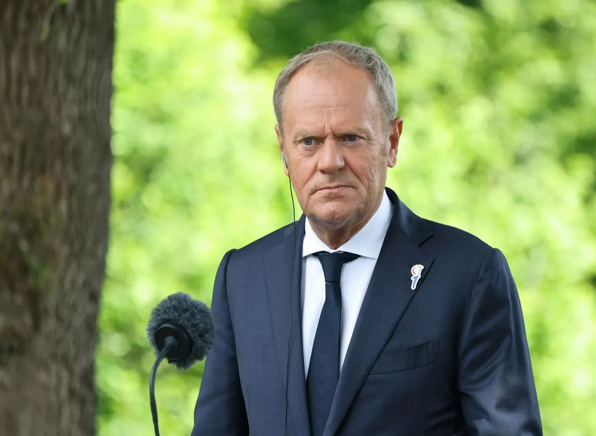 Kontrowersje wokół Karola Nawrockiego. Donald Tusk zabrał głos: Brzydko pachnie