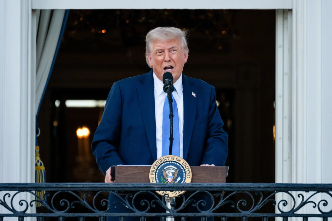 Trump ogłosił zakaz wjazdu do USA. Na liście 12 krajów