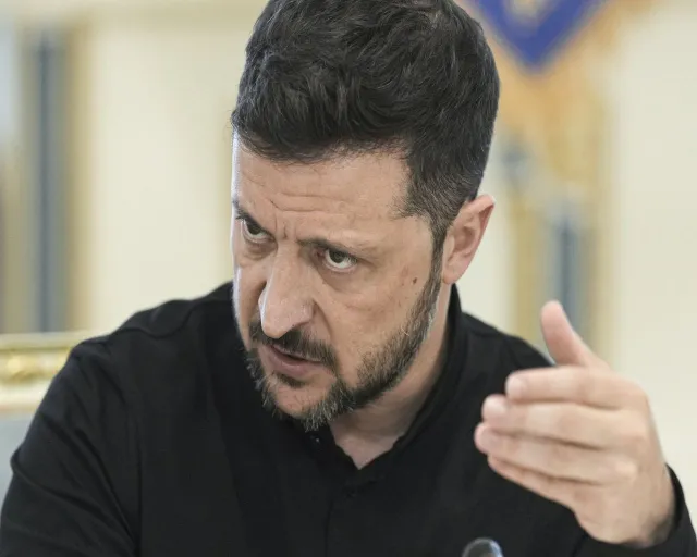 Zełenski ujawnia szczegóły operacji "Pajęczyna". "Rosyjscy kierowcy nie wiedzieli, co transportują"