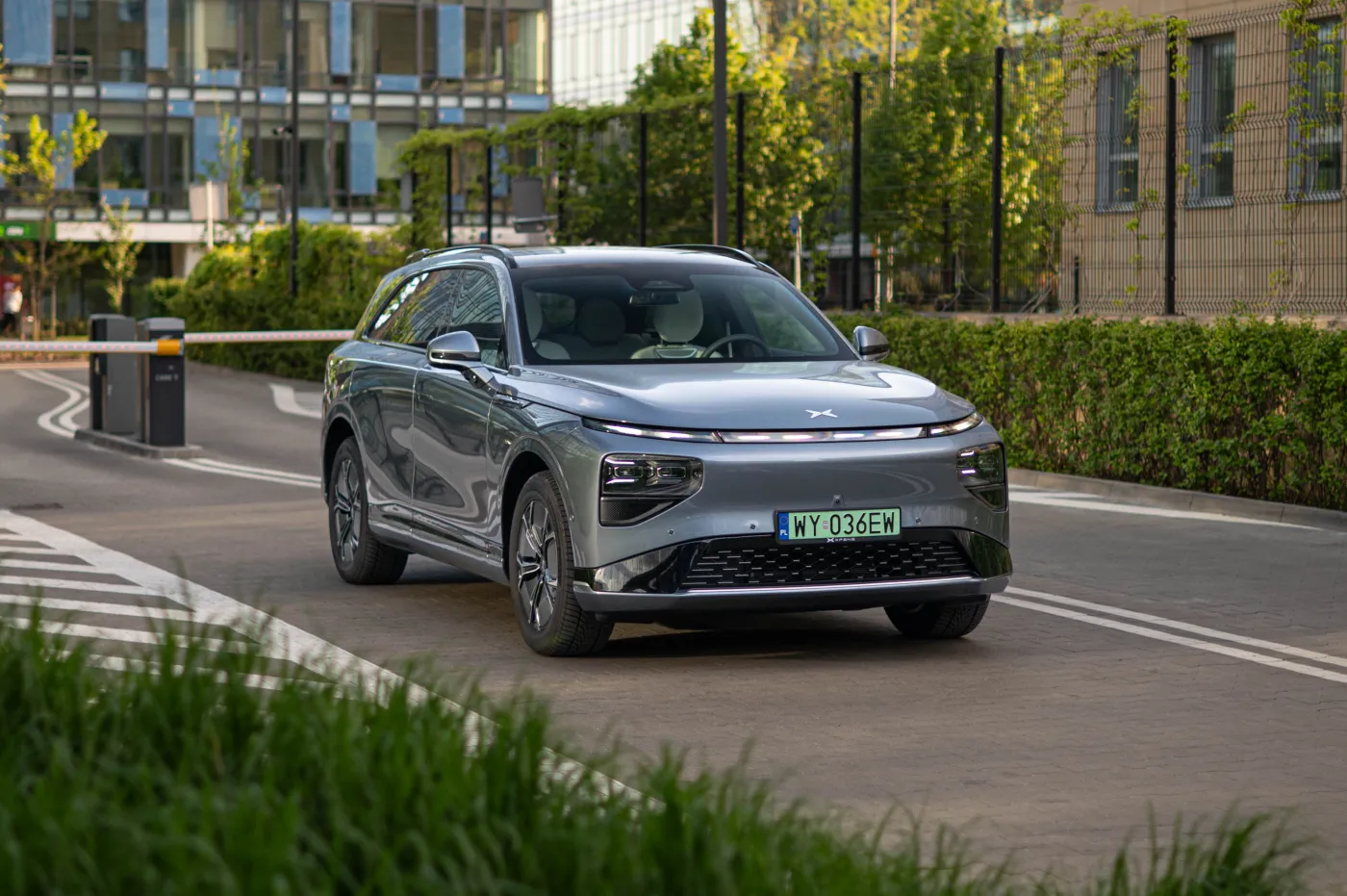 xpeng-g9-long-range-38475762.jpg