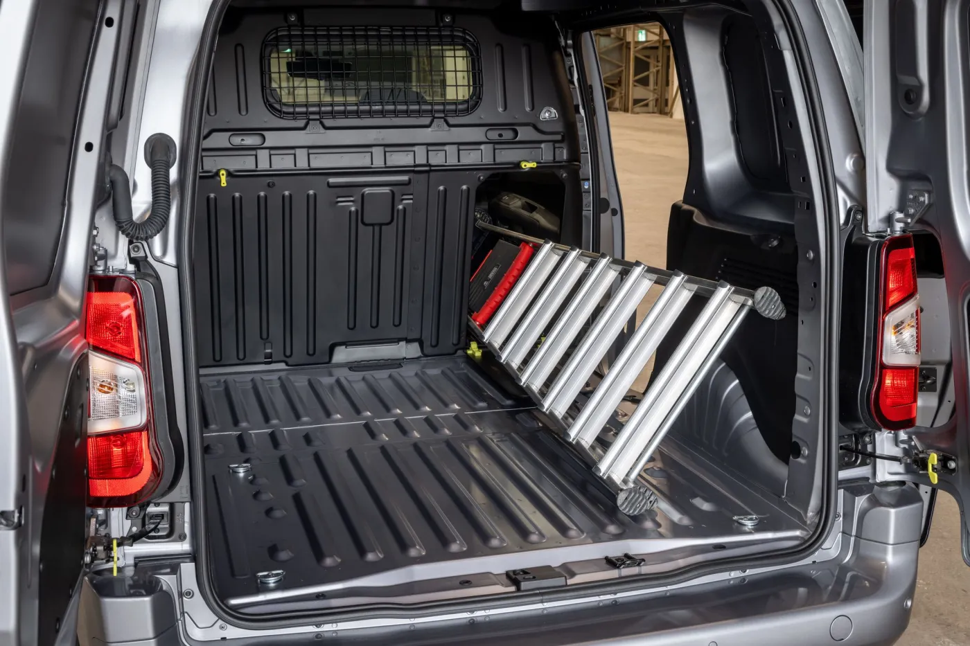 toyota-proace-city-38543514.jpg