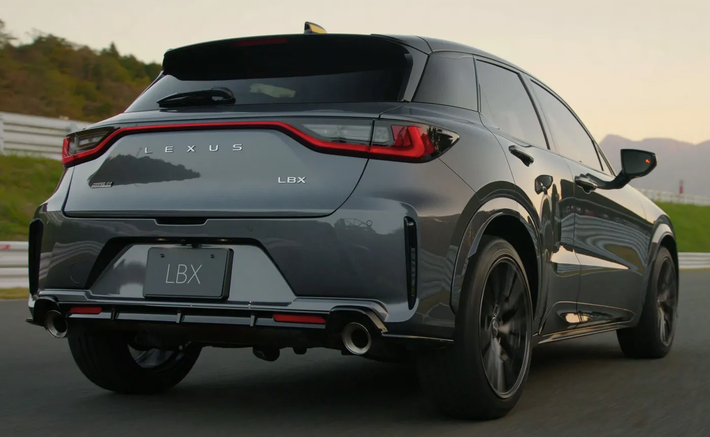 lexus-lbx-morizo-rr-38056499.jpg