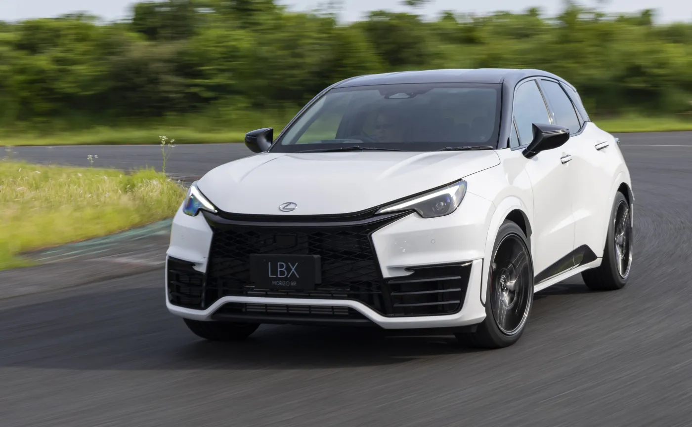 lexus-lbx-morizo-rr-38246461.jpg