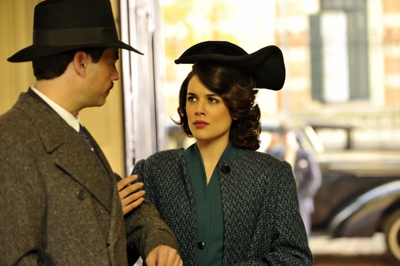 Szpiegowski serial kostiumowy w polskiej telewizji. To adaptacja bestsellerowej powieści