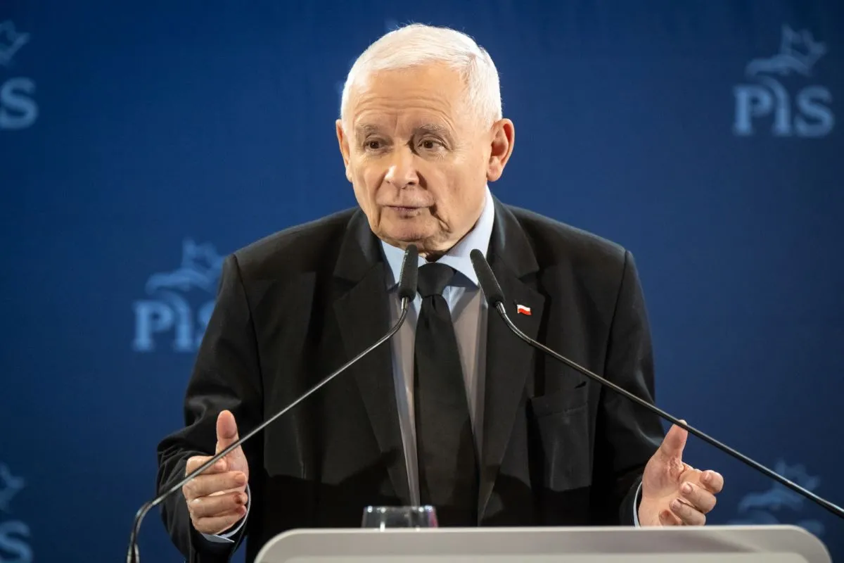 Kaczyński ostrzega: Nad Polską wiszą zagrożenia wojną ekonomiczną, hybrydową i z użyciem siły