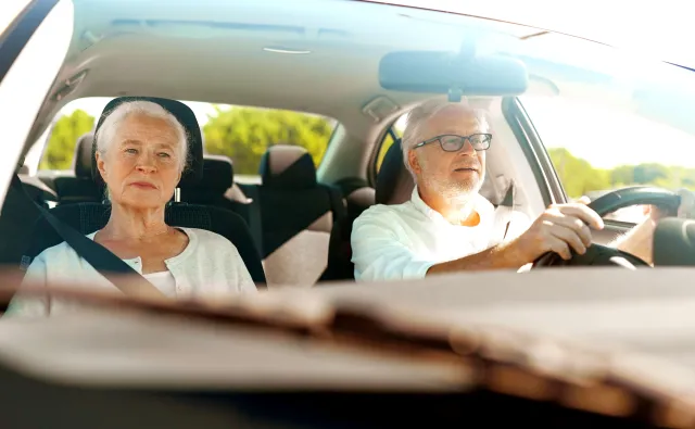 Seniorzy stracą prawo jazdy w 2025? Klamka zapadła. Nowe zasady