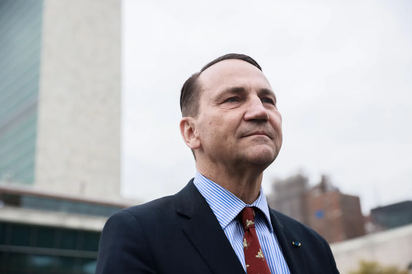 Polacy widzą go jako premiera. "Sikorski to jedyny profesjonalny minister w tym rządzie"