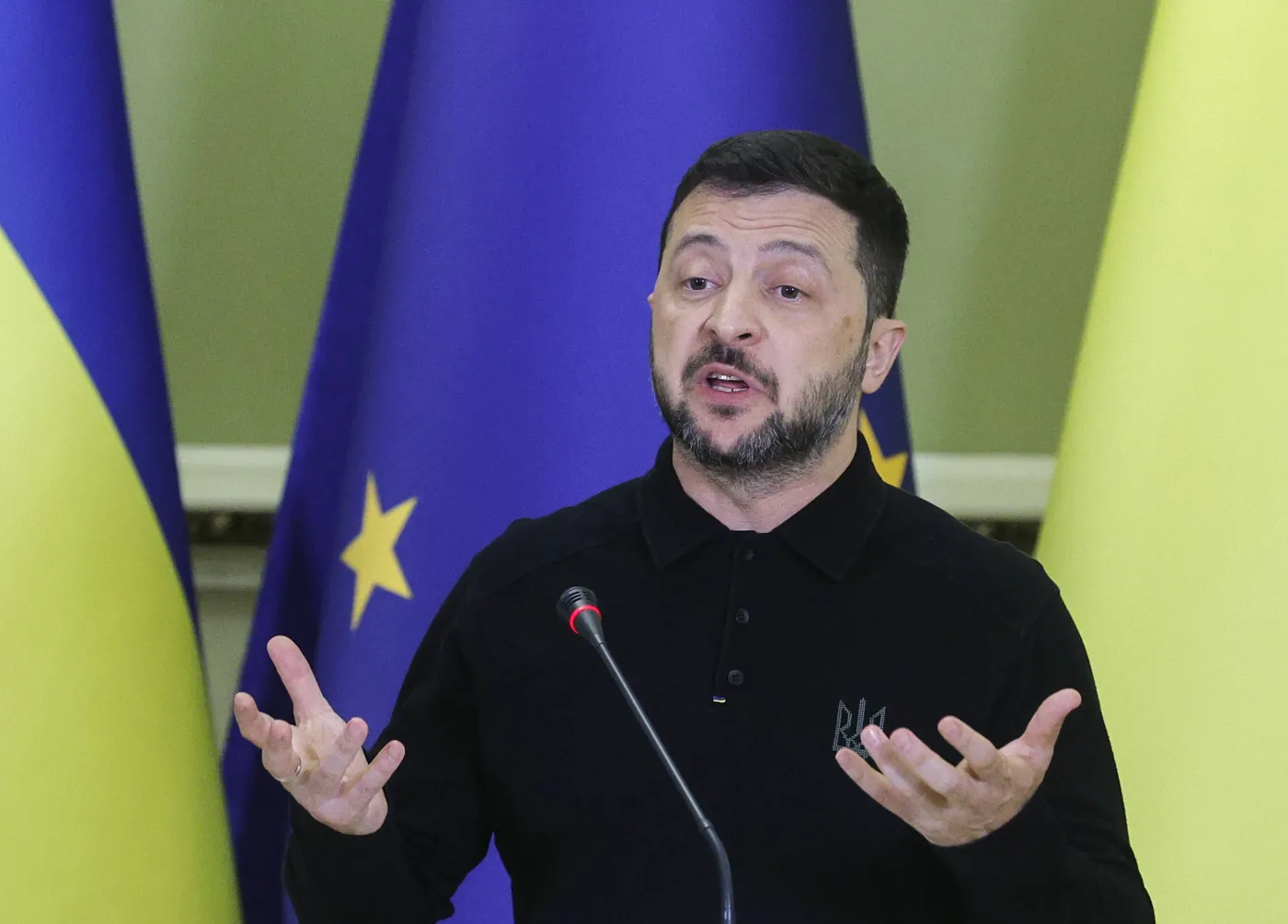 Zełenski grzmi o "słabej reakcji" NATO. "Oni się boją szalonej Rosji"