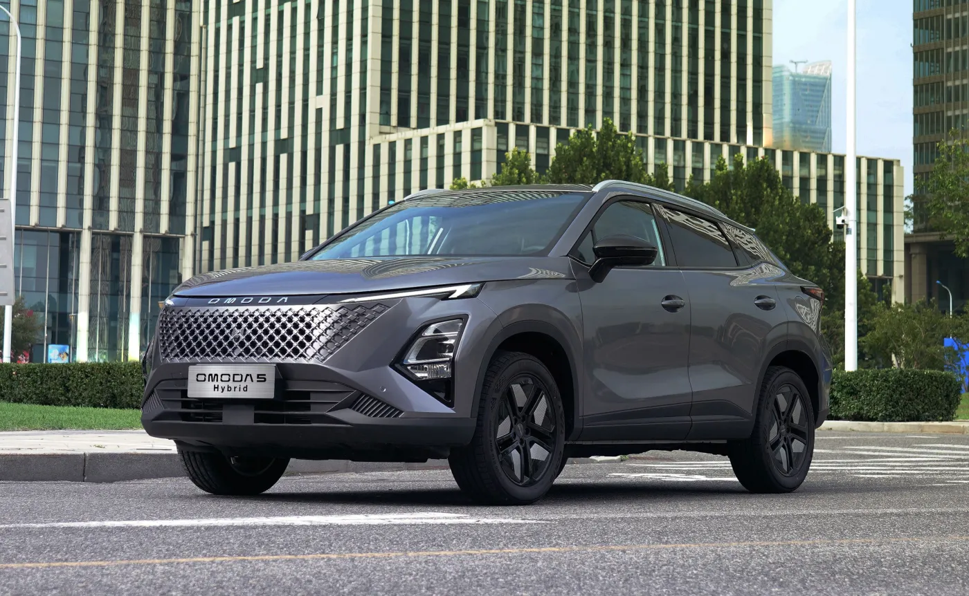 nowa-omoda-5-hybrid-38617369.jpg