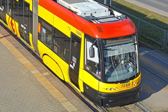 Zarobki przekraczają 9,5 tys. zł. Tramwaje Warszawskie szukają pracowników