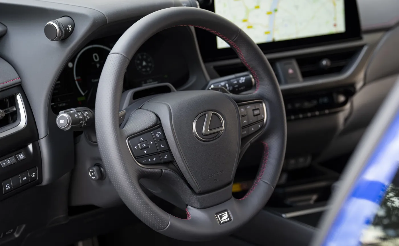 nowy-lexus-ux-300h-38504798.jpg