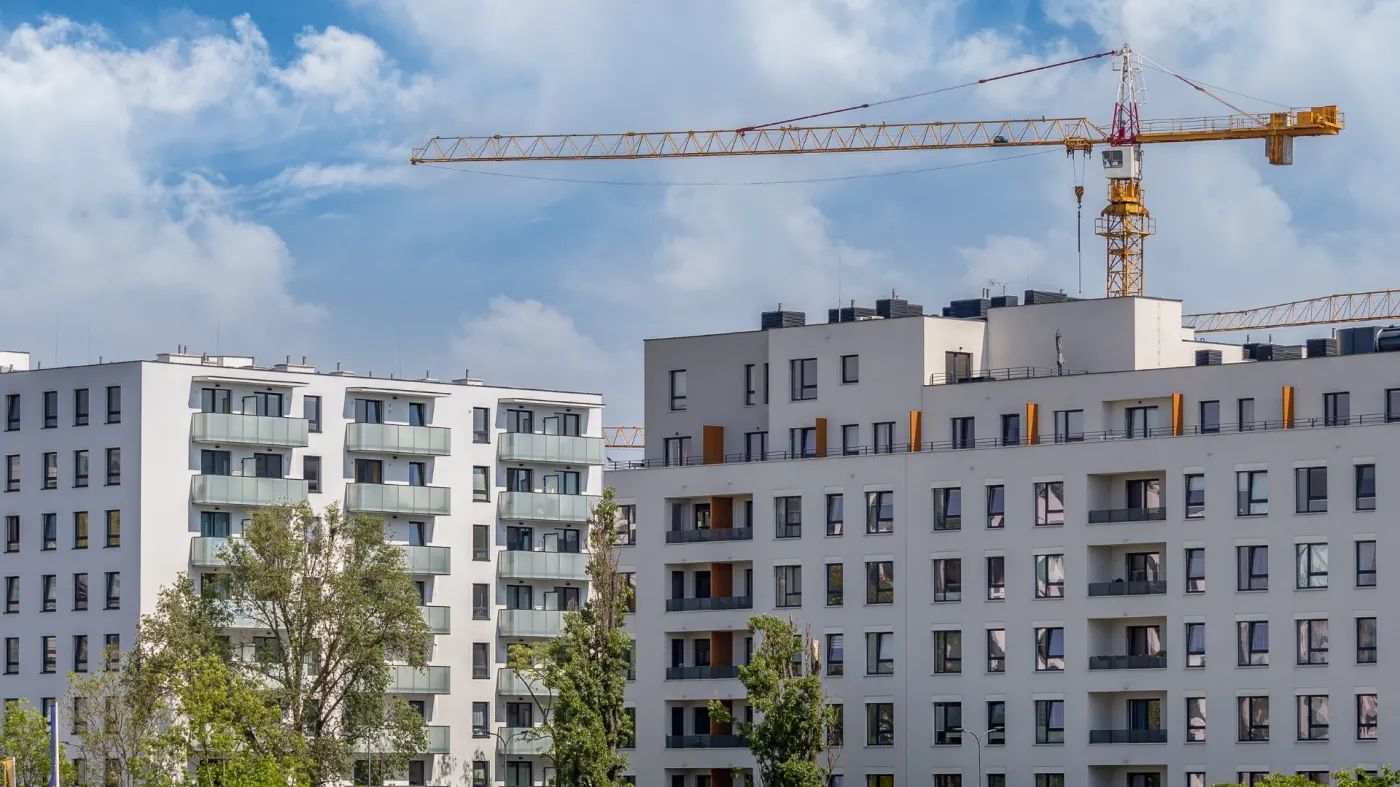 Co z kredytem hipotecznym w czasie wojny? Ekspert wyjaśnia