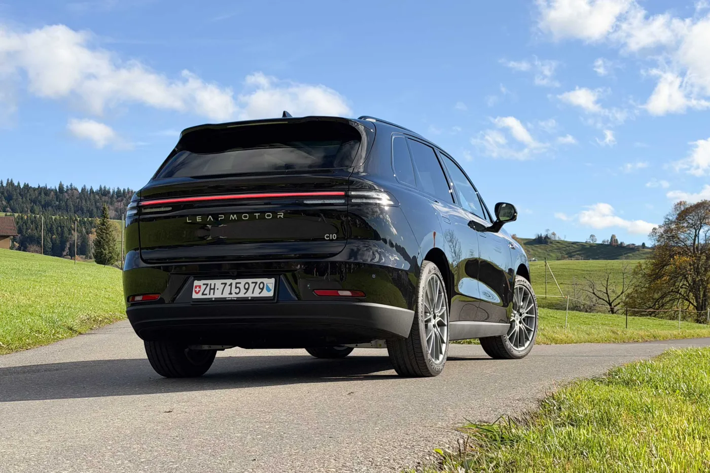 leapmotor-c10-awd-38927386.jpg