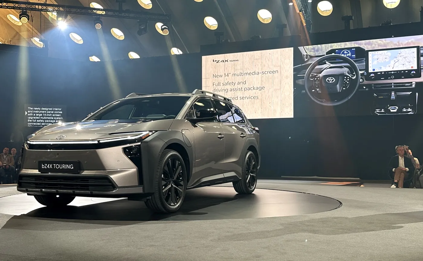 toyota-bz4x-touring-38489684.jpg