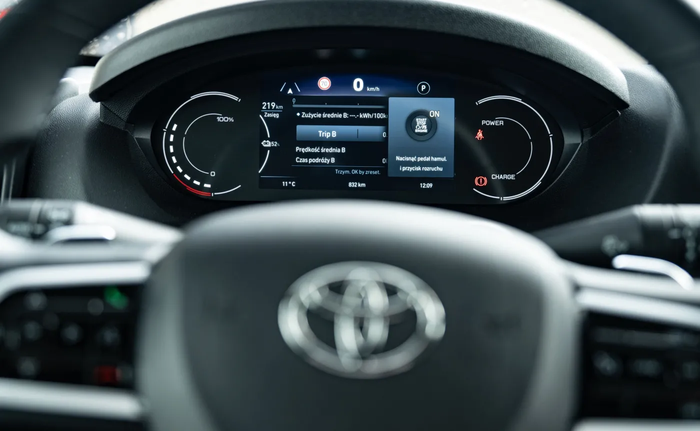 Nowa Toyota ma 270 KM i gwarancję na milion kilometrów. Ile kosztuje?