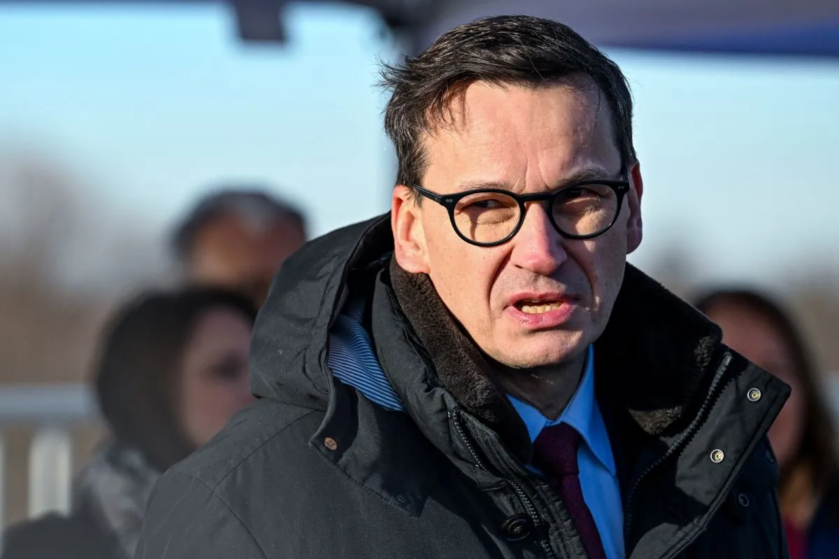 Rozłam w PiS wisi na włosku. Tajny plan Morawieckiego na koalicję z PSL?