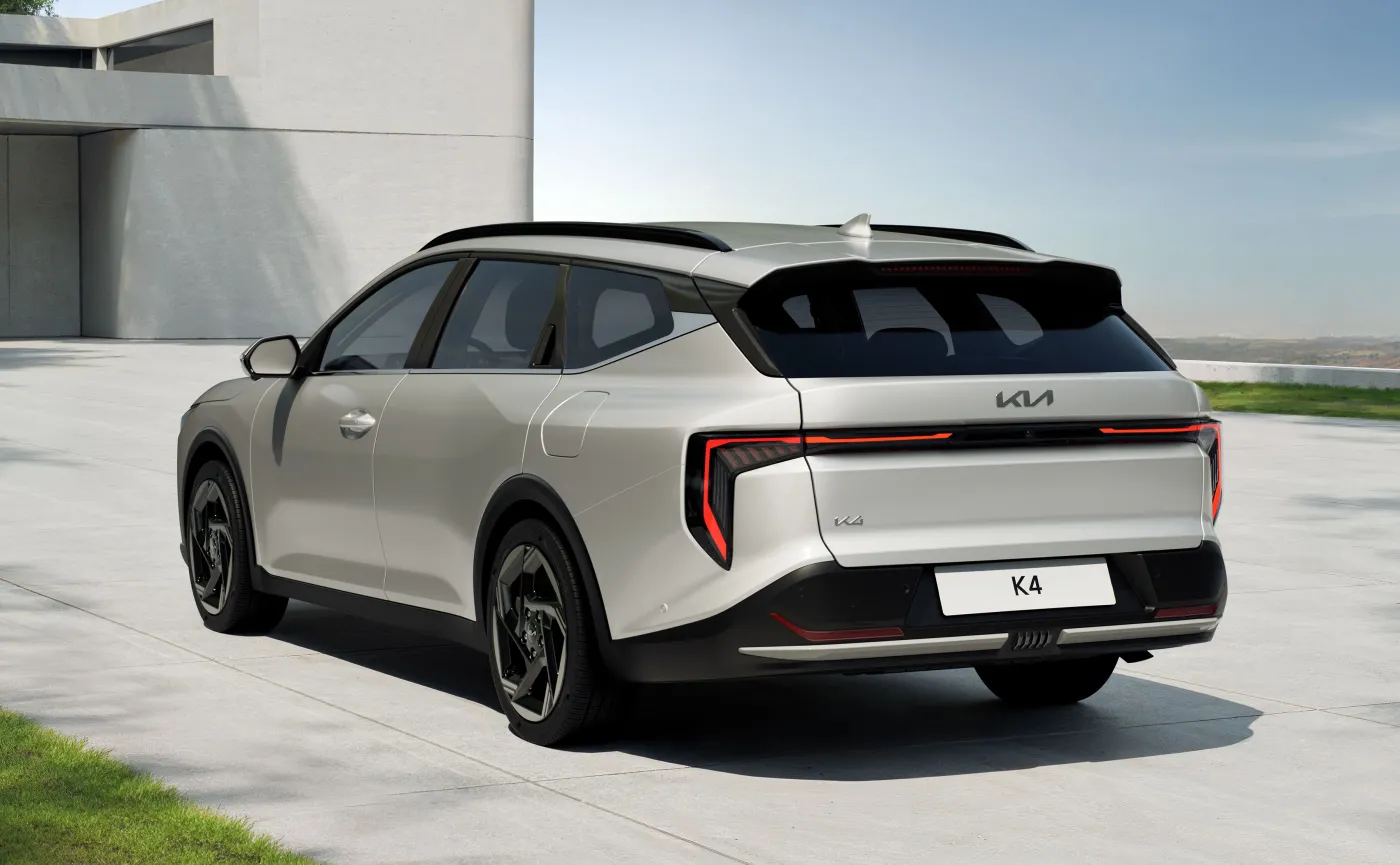 SUV-y mogą się pakować: Nowa Kia wjeżdża do Polski i deklasuje rywali