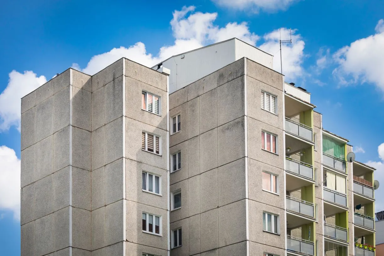 Eksperci ostrzegają: nadchodzi krytyczny moment dla bloków z wielkiej płyty