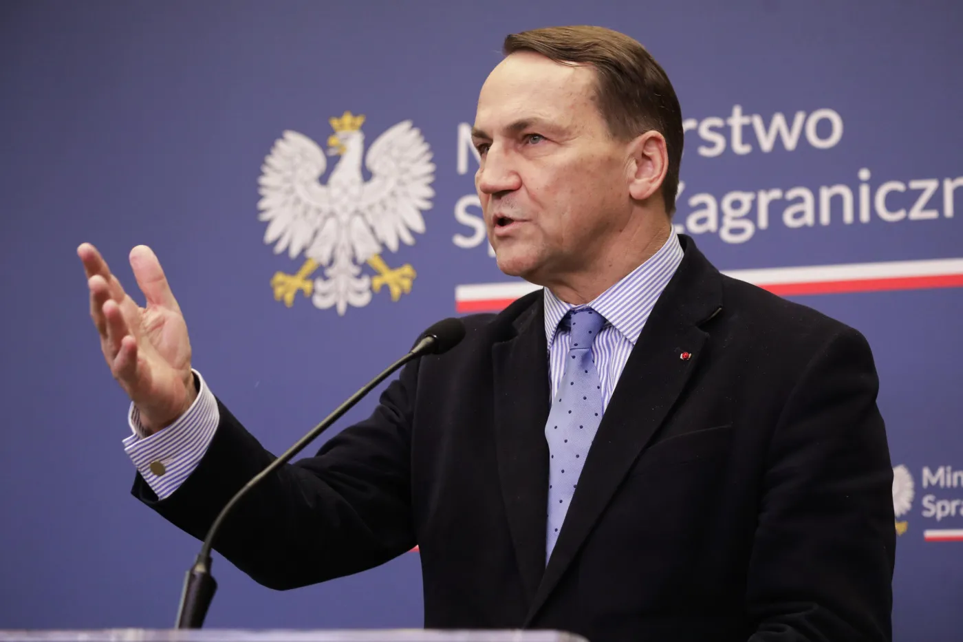 Sikorski twardo do Niemców: Reparacje zostały nam ukradzione