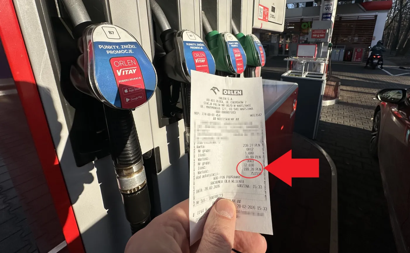 tankowanie-paliwa-39085338.jpeg
