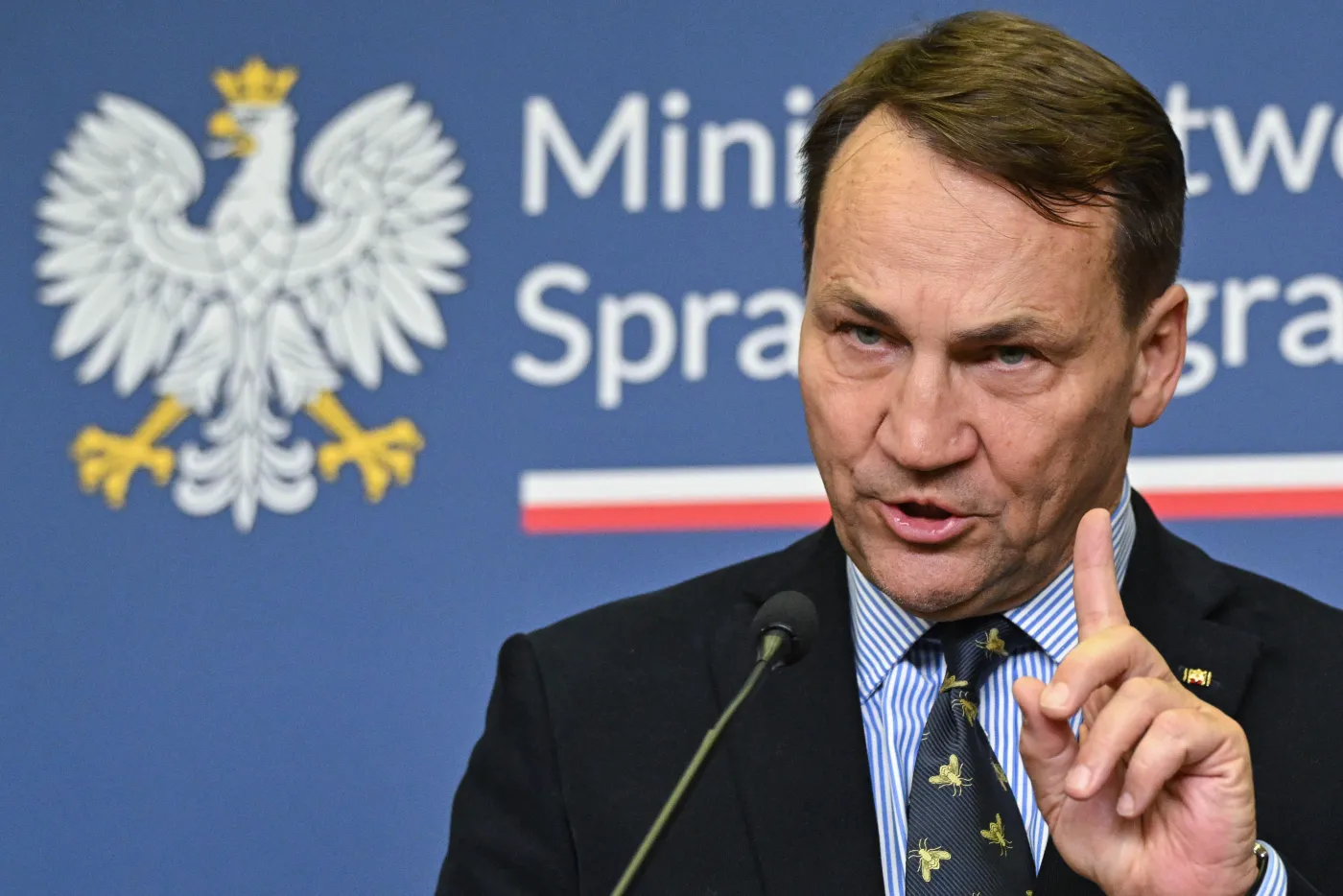 Sikorski o Nawrockim: Prezydent wolnej Polski nie powinien być kłamcą i tchórzem