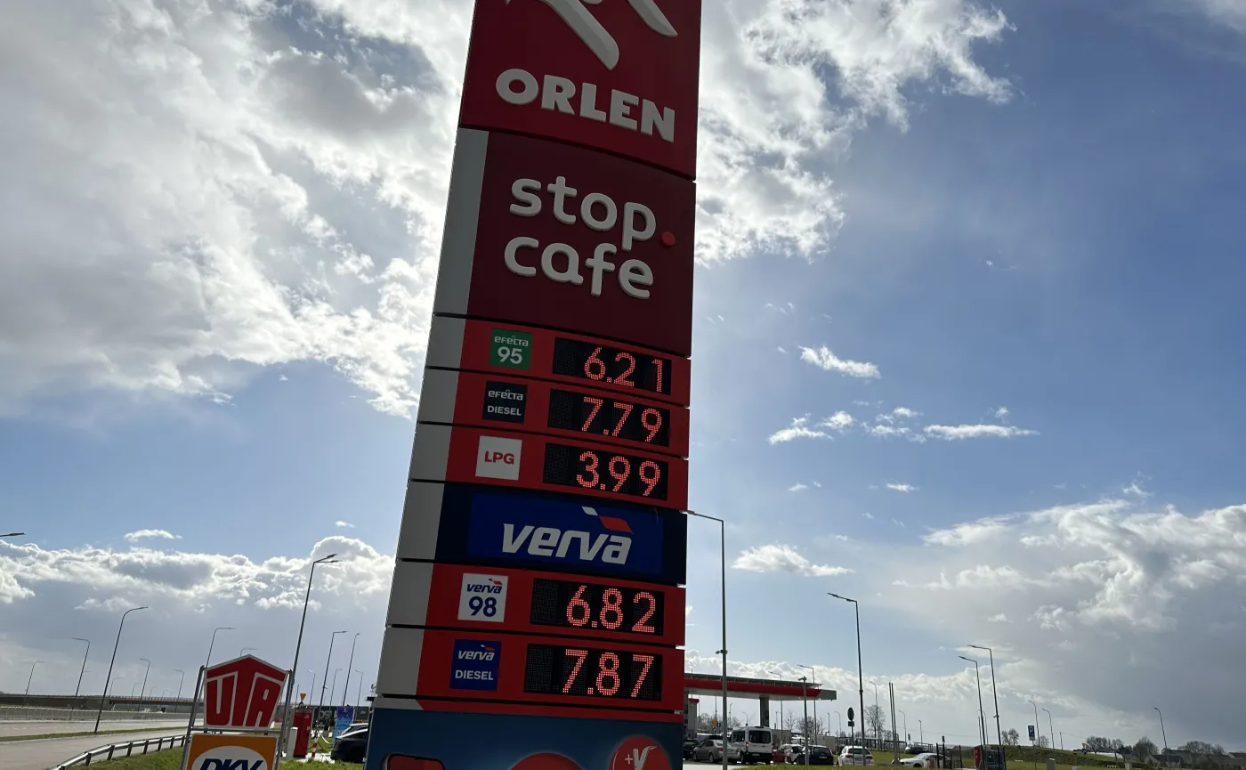 stacja-paliw-orlen-39108345.jpeg