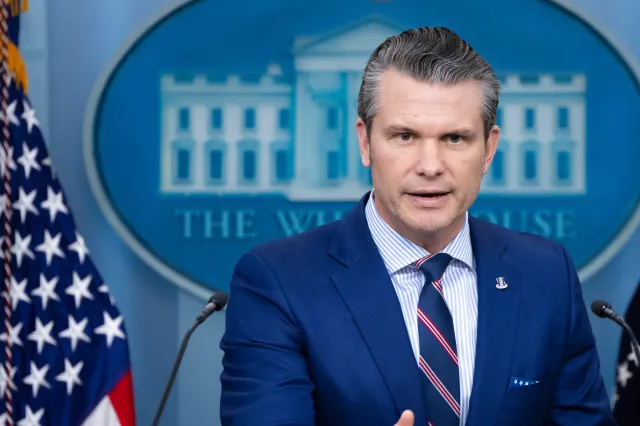 USA grożą Iranowi. "Odpowiemy przeważającą i niszczycielską siłą"