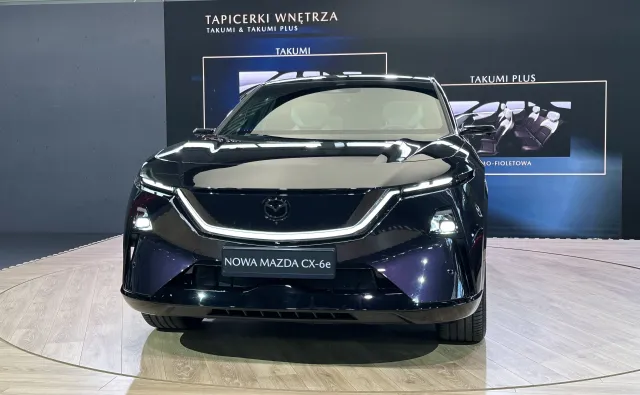 Nowa Mazda znika w ciemno. Jest elegancka, szybka i wygodna. Cena hitem