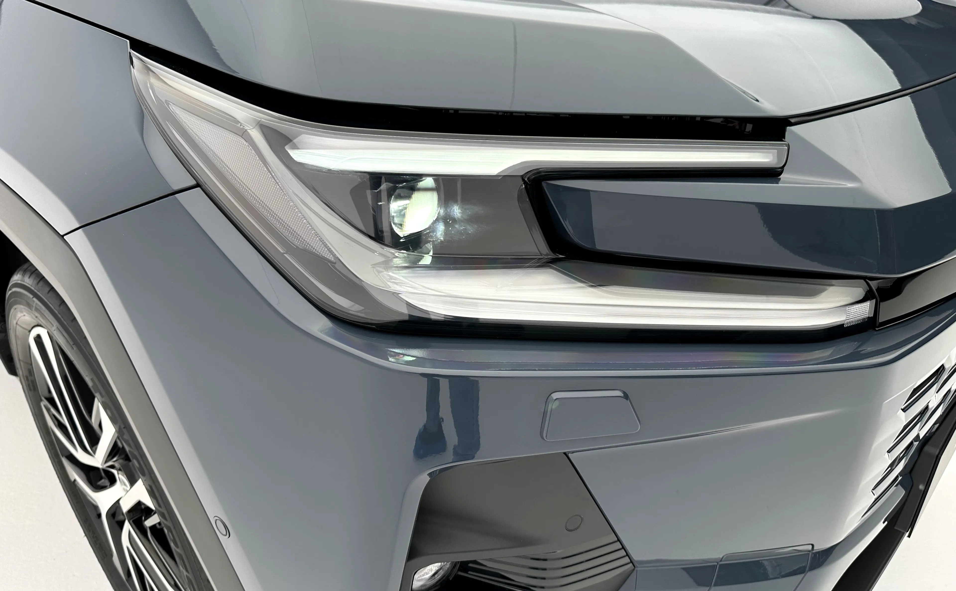 Nowa Toyota wjeżdża do Polski. Jest oszczędna, szybka i wygodna. Jaka cena?