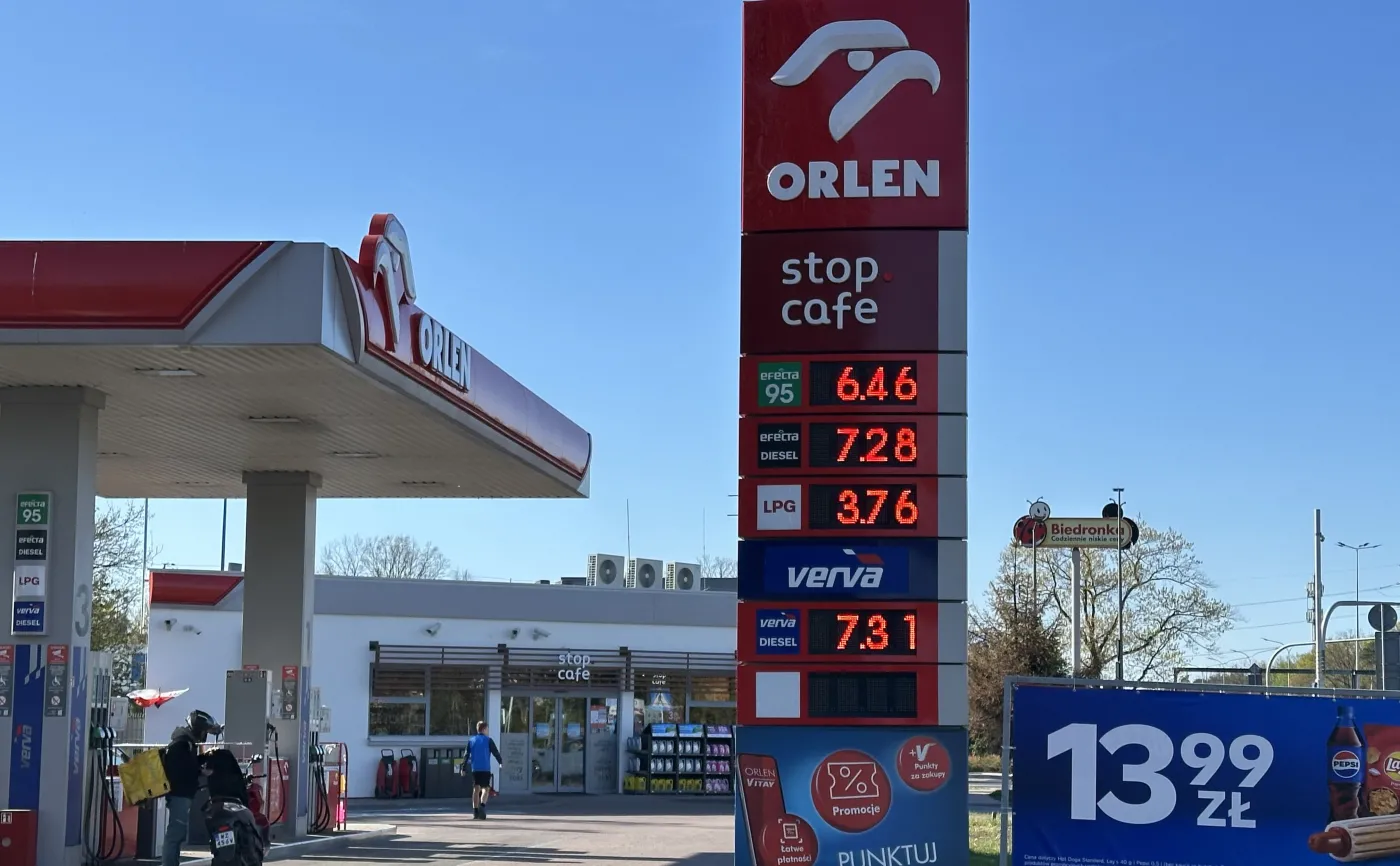 stacja-paliw-orlen-39132607.jpeg