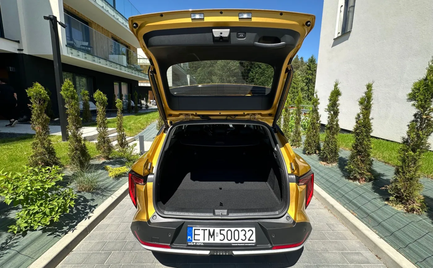 Nowa Kia K4 kombi
