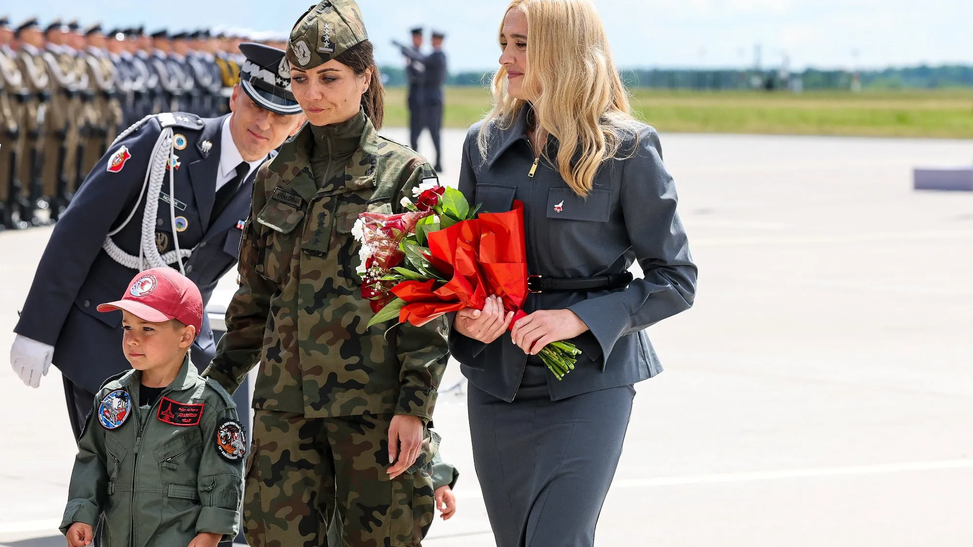 Wzruszające chwile podczas chrzcin samolotów F-35. One zostały matkami chrzestnymi