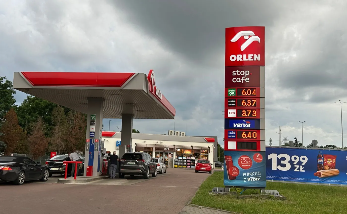 Stacja paliw Orlen