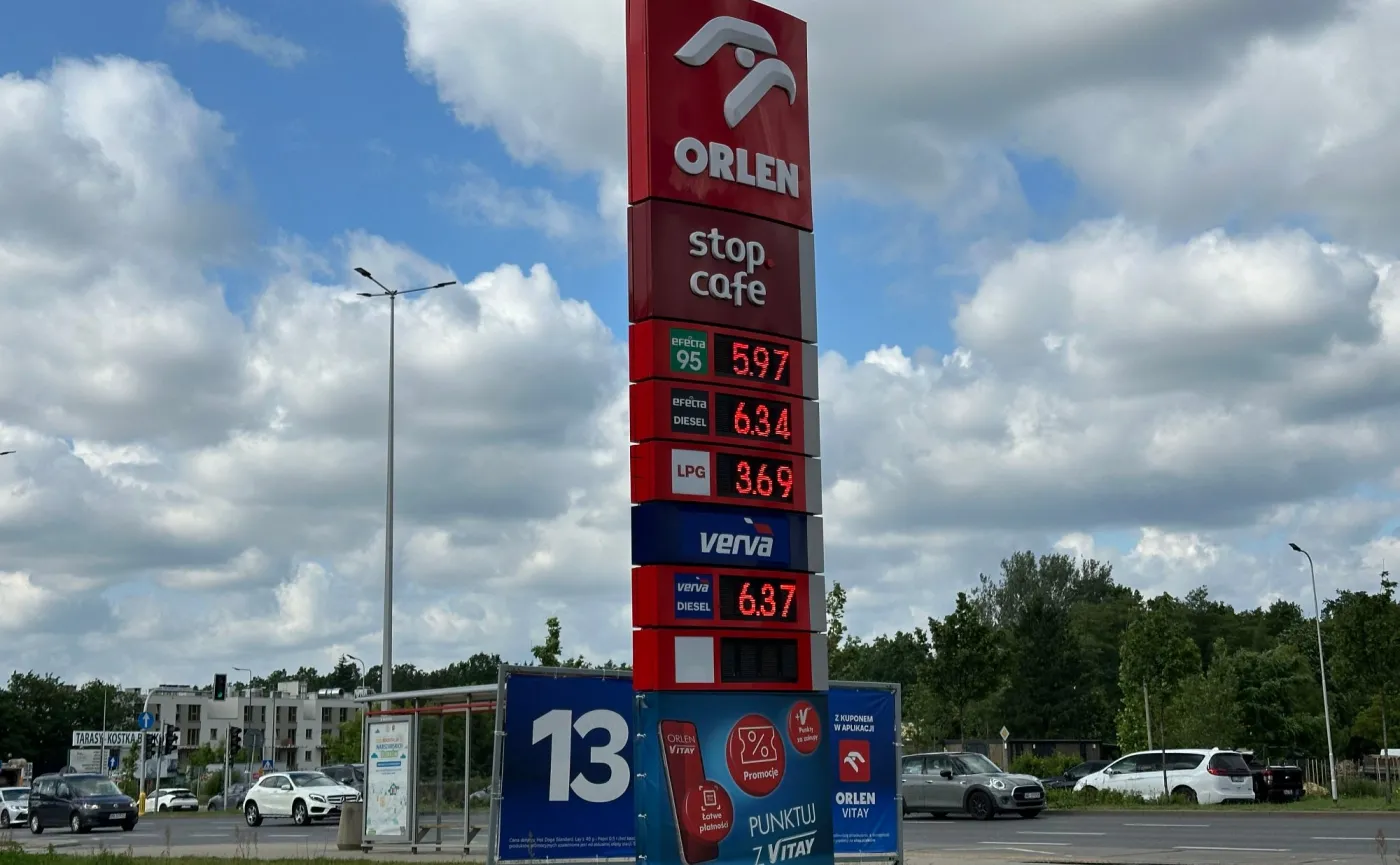 Stacja paliw Orlen
