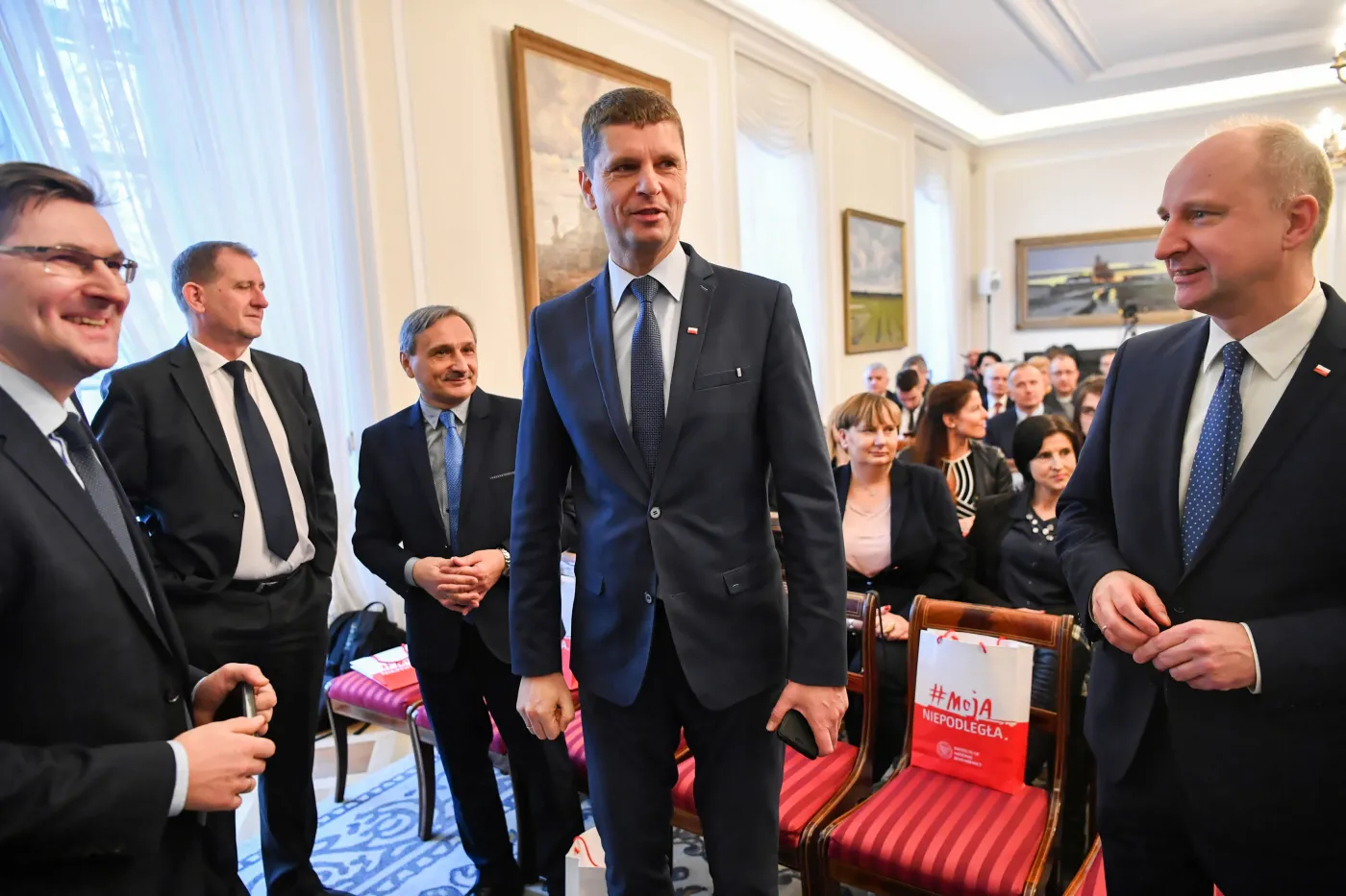 Piontkowski zmienia przepisy, które wprowadziła Zalewska. Wywołały sporo emocji