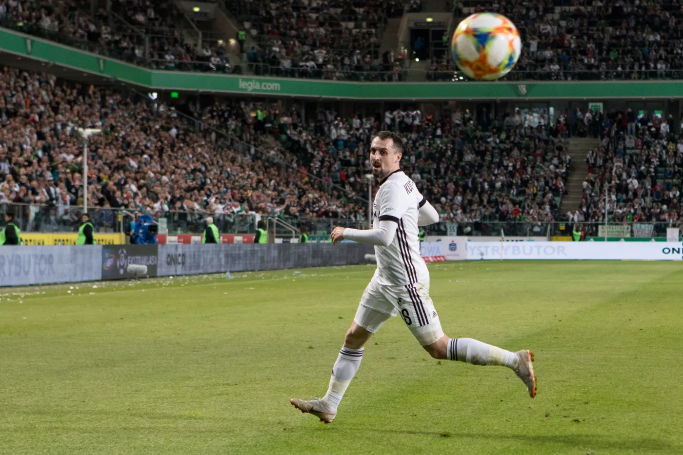 Wyśmiewany w Polsce piłkarz autorem kosmicznego gola [WIDEO]