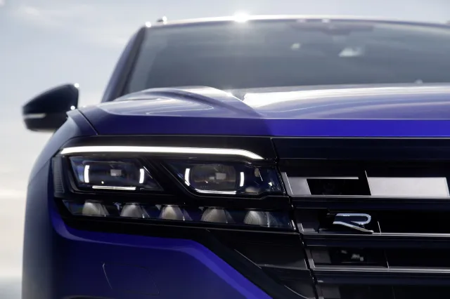 Nowy Volkswagen Touareg R, czyli zero spalin. W tym szaleństwie jest metoda