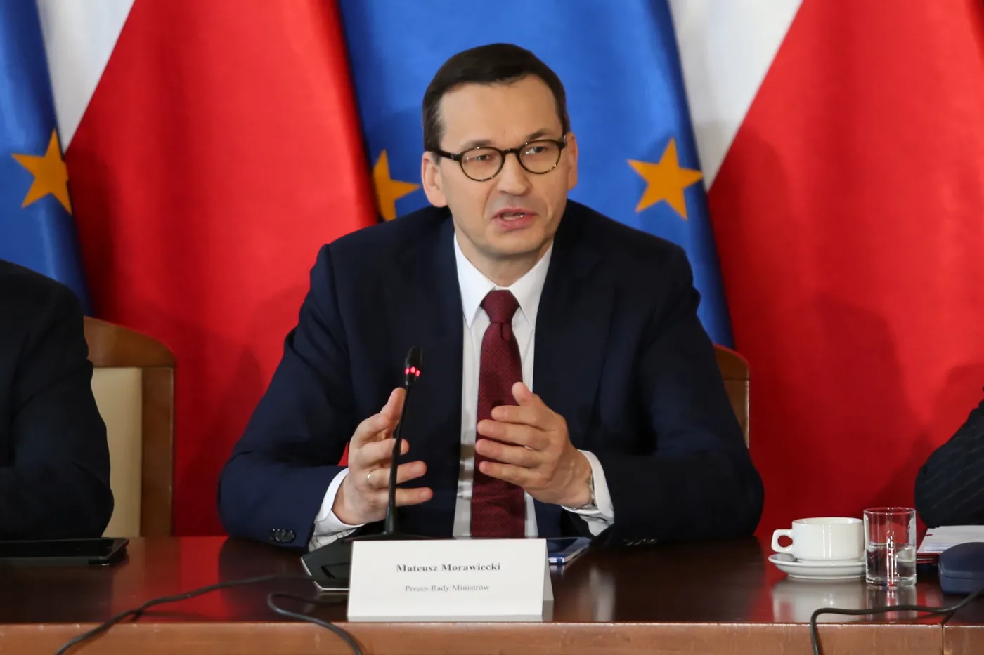 Morawiecki: Redakcja "GW" wybrała osobliwą formę ataków politycznych