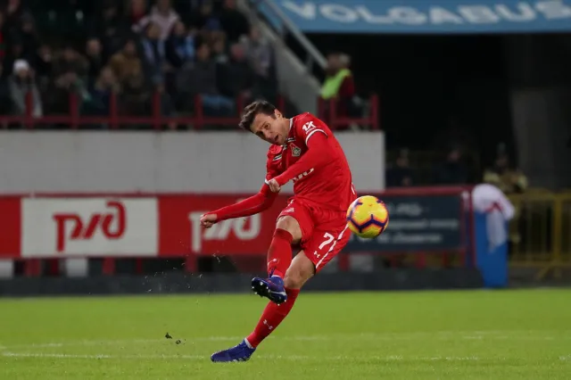 Liga rosyjska: Krychowiak zdobył bramkę i doznał urazu, kontuzja Rybusa