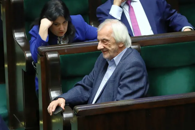 Posiedzenie Sejmu na Stadionie Narodowym? Terlecki: To pomysł mało poważny