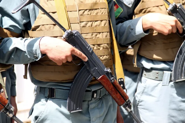 Atak talibów na bazę w Afganistanie. Nie żyje 24 policjantów