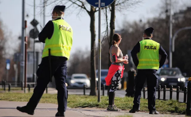 Co z obostrzeniami i egzaminami? W czwartek poznamy decyzje rządu