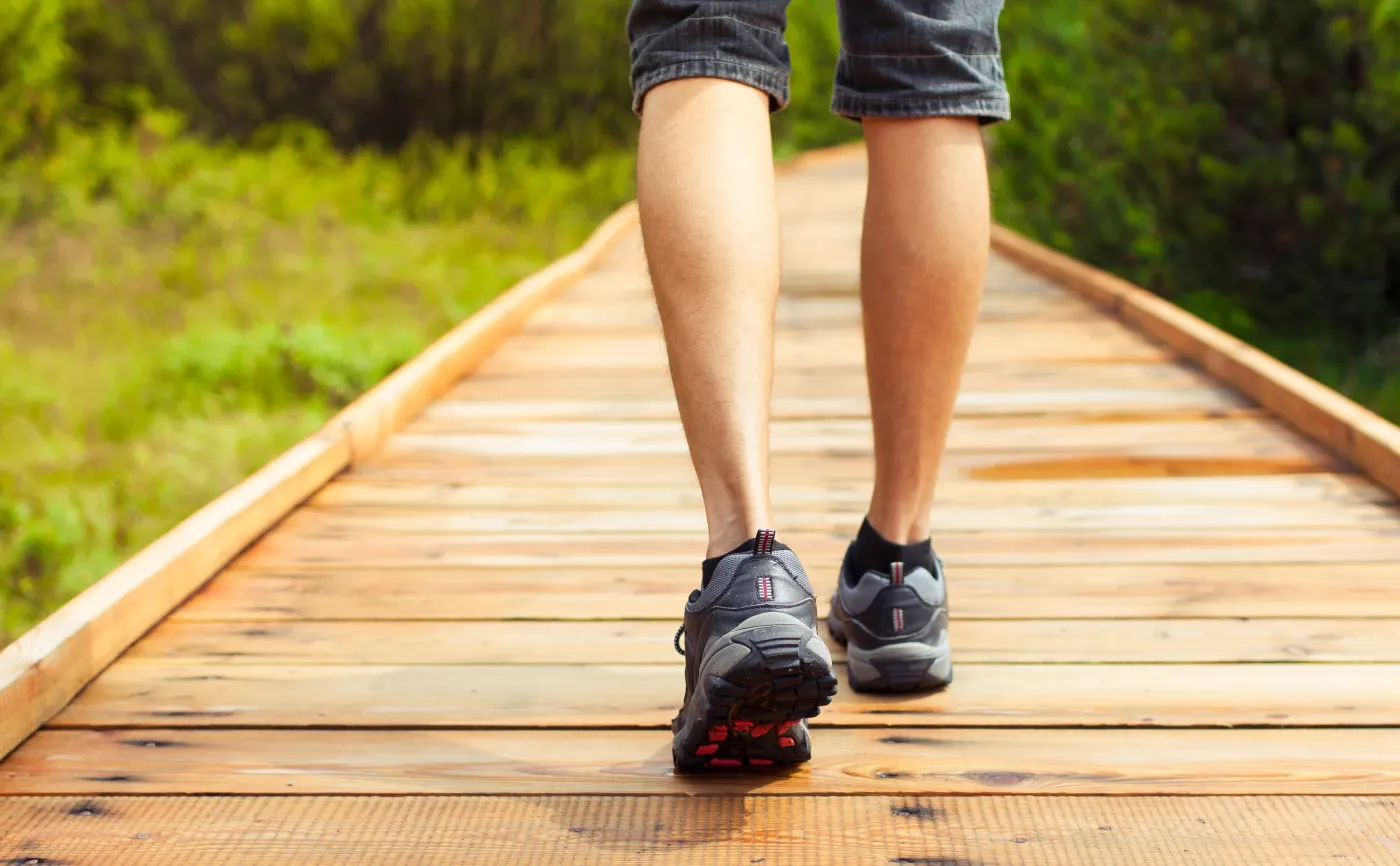 Mężczyzna trzy dni szedł do domu, żeby nie zarazić współpasażerów i krewnych