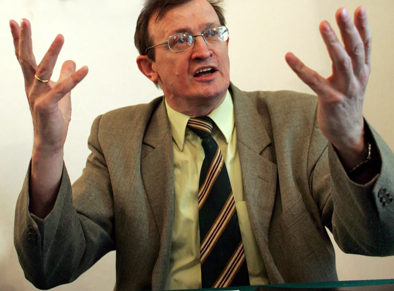 Cymański wysyła Tuska do psychologa