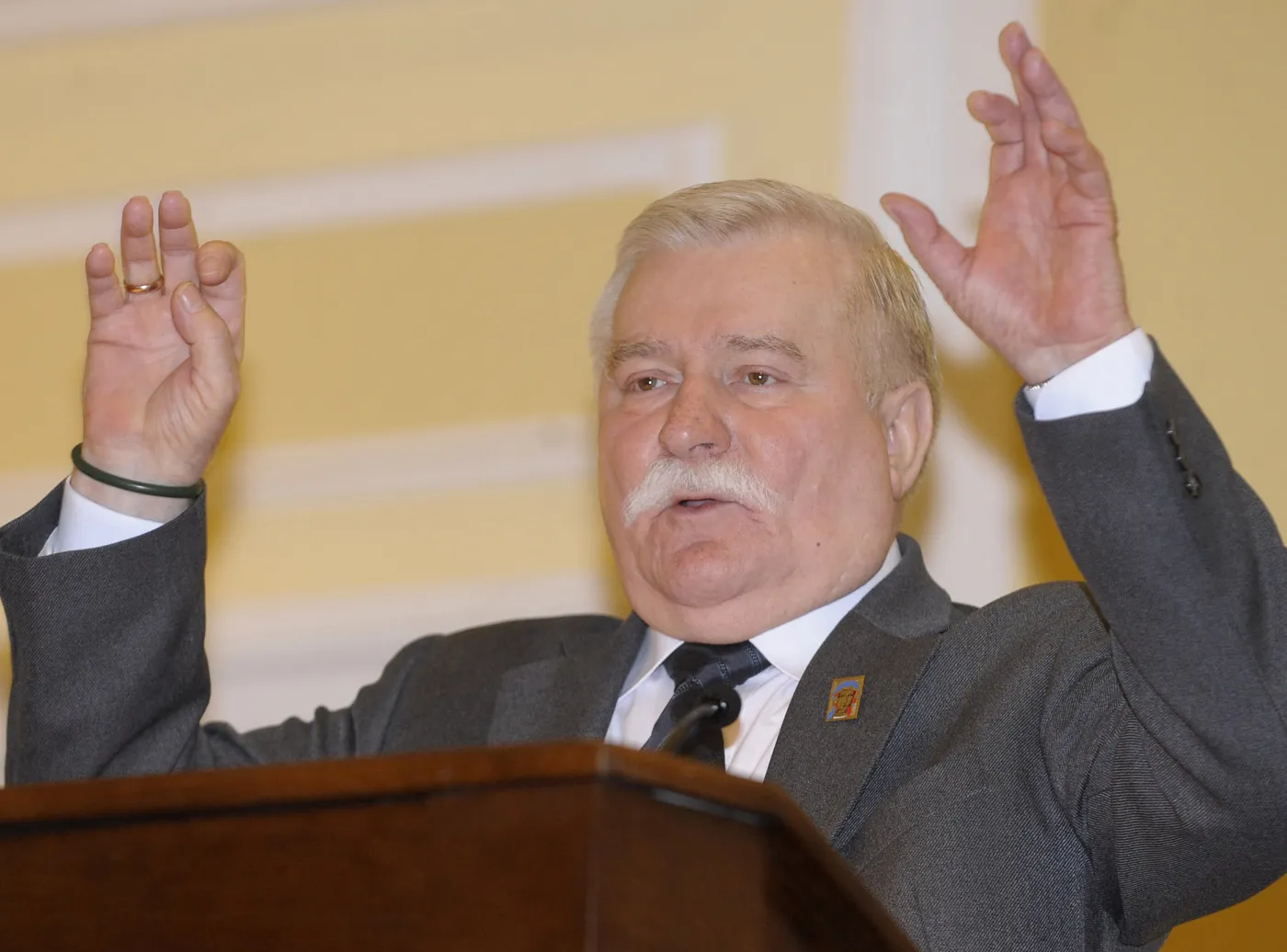 Wałęsa: Padałem do talerza z zupą