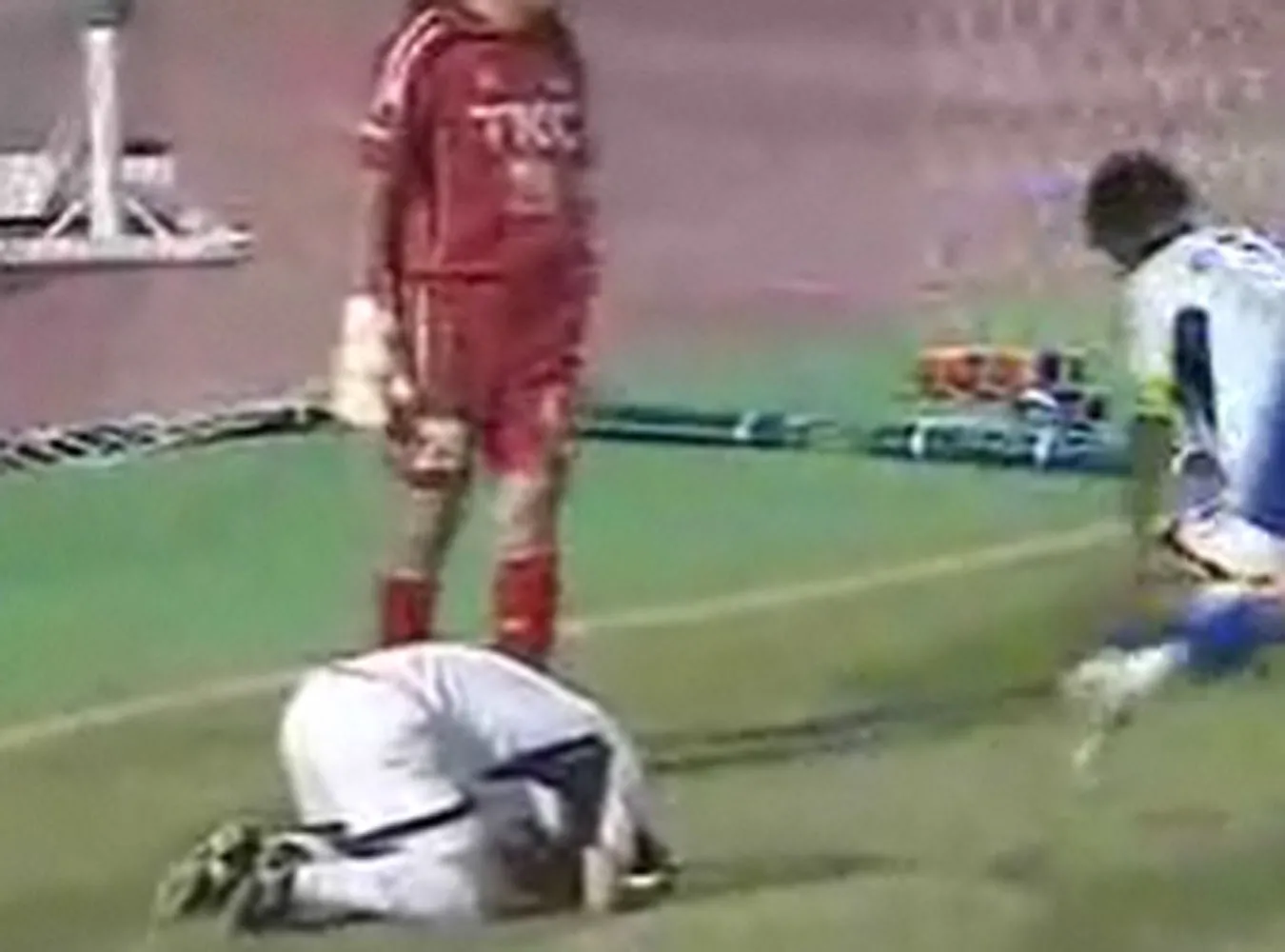 Ten piłkarz chyba sprzedał mecz